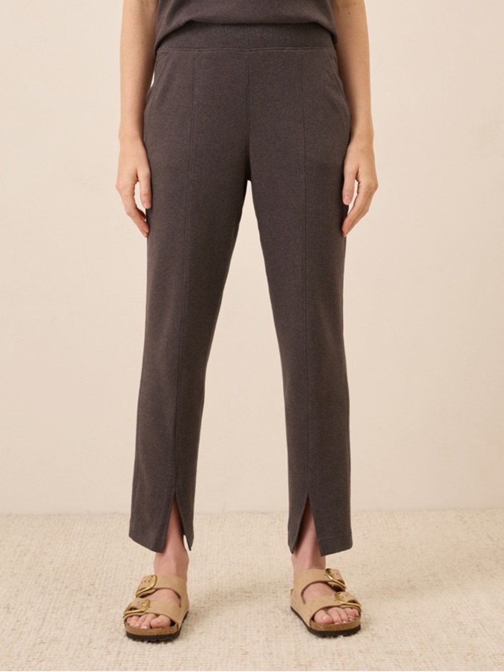 Pact Organic Airplane Tapered Leg Pants Women’s Size L Front Slit Chocolate